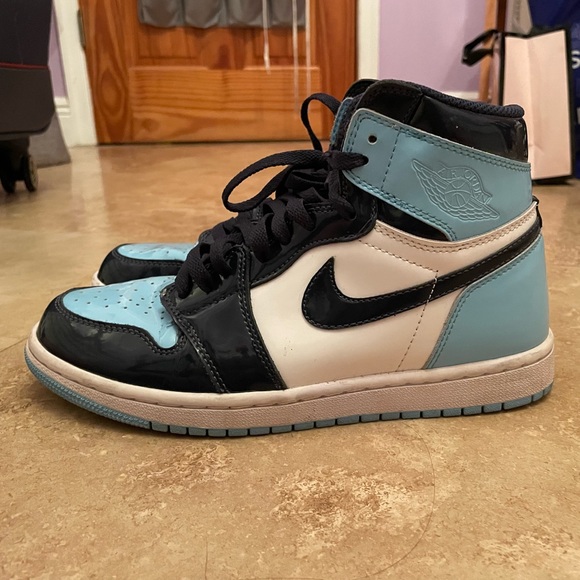 Nike Shoes - Women’s Air Jordan 1 Retro High OG “Blue Chill”